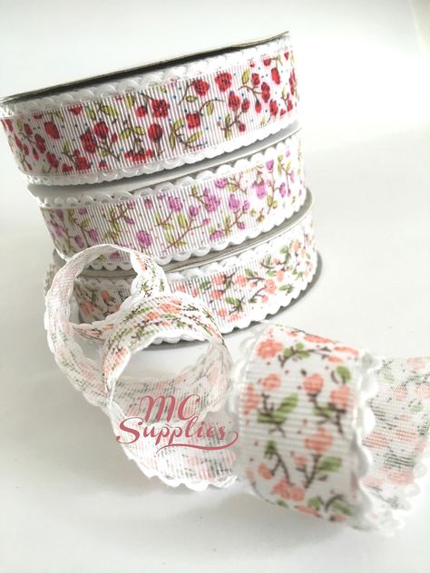This is a 1-inch (25mm) floral ribbon with a white color scalloped edge. Perfect for all seasons, holidays, and occasions Great for baby headbands, wedding, hair bows, headbands, and craft and sewing projects. Use it to embellish handmade cards, wrap gifts and decorate scrapbook pages. This listing is for 1 yard of floral ribbon in your color choice: PINK ORCHID RED Would you like to buy more yards? convo me and I will make a listing for you. I will be posting more ribbons often, so please visit Shabby Chic Fabric, Ribbon Decorations, Gift Inspo, Ribbon Headbands, Floral Ribbon, Pink Orchids, Vintage Ribbon, Printed Ribbon, Ribbon Crafts