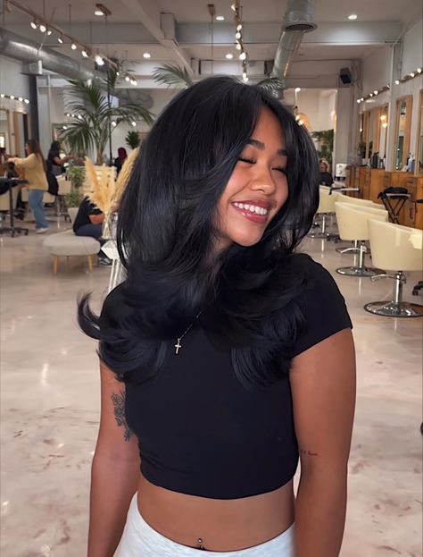 Outfits, Thick Hair Styles, Haircuts For Medium Hair, Curly Hair Styles, Layered Haircuts For Medium Hair, Haircuts For Long Hair, Blowout Hair, Medium Layered Hair, Medium Hair Cuts
