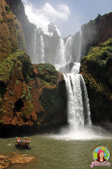 Excursion pour visiter les Cascades d'Ouzoud au Maroc - JDroadtrip.tv Bonito, Tours, Trips, Travel, Morocco, Outdoor, Voyage, Voyages, Morocco Tours