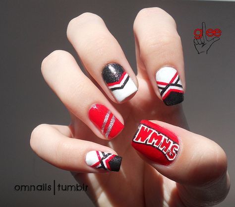 Cheerleading, American Football, Nail Art Designs, Football Nails, Fabulous Nails, Ongles, Nail, Gold, Cheerleading Nails