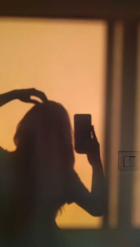 Aesthetic|sunsets|shadow | Shadow photos, Shadow pictures, Photos for profile picture Cute Profile Pictures, Profile Picture For Girls, Beautiful Profile Pictures, Profile Picture, Girl Hiding Face, Profile Pictures Instagram, Girl Shadow, Poses, Fotos