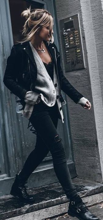 Outfits like this one make for such great edgy outfit ideas! Casual Outfits, Womens Fashion, Casual Chic, Edgy Outfits, Casual, Outfits, Inspired Outfits, Skinny, Edgy Look