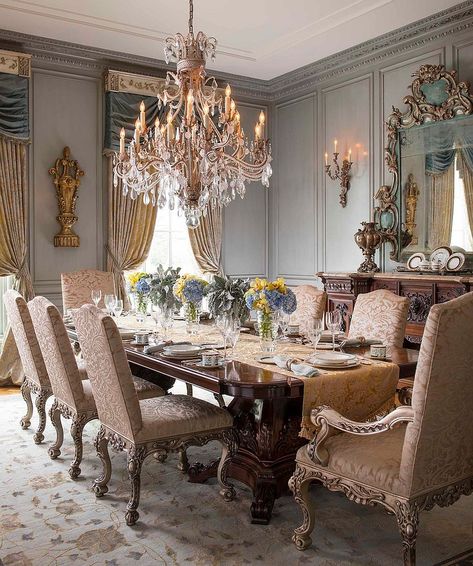 Exquisite Victorian dining room offers timeless class and elegance - Decoist