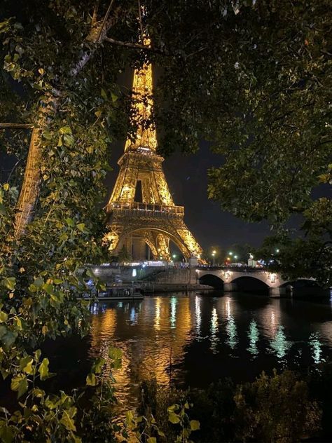 Dubai, Barcelona, Paris Travel, Paris France, Destinations, Los Angeles, Paris, Paris At Night, Paris Night Aesthetic