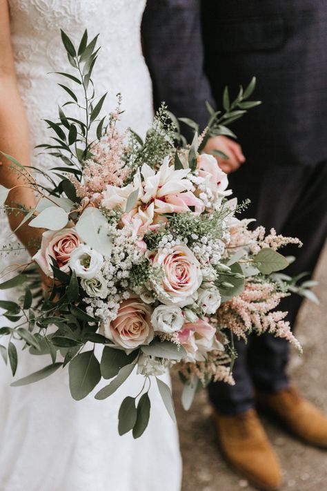 Wedding Decor, Wedding Dress, Bouquets, Flower Girls, Floral Arrangements Wedding, Rustic Wedding Flowers Bouquet, Rustic Pink Wedding, Rustic Blush Wedding, Rustic Wedding Bouquet