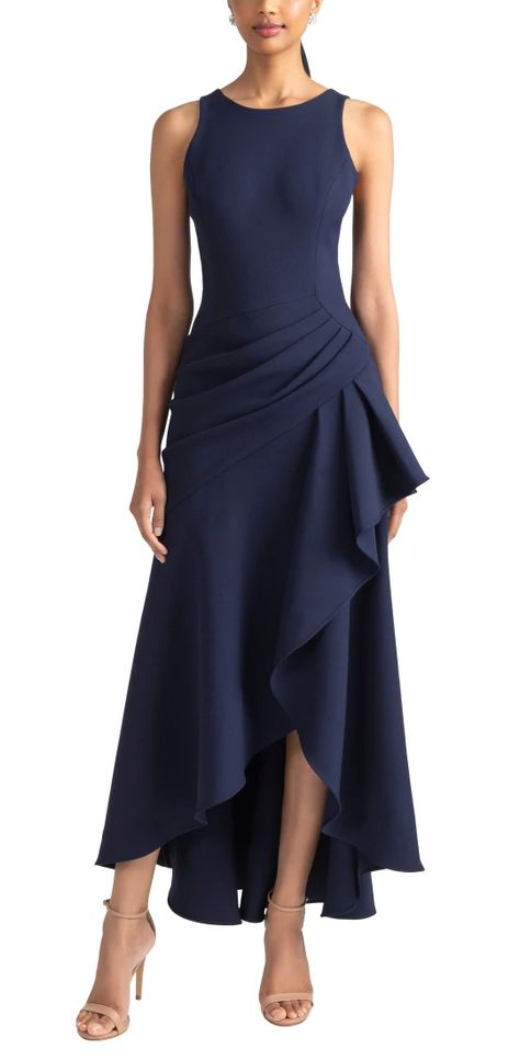 Evening Gowns, Gowns, Ruffle Dress, Evening Gowns Formal, Evening Dresses Long, Formal Gowns, Long Gown, Crepe Dress, Elegant Dresses