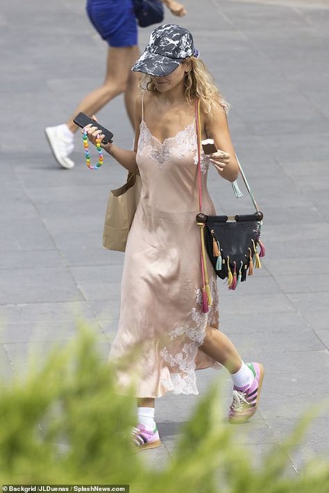 Rita Ora, Outfits, Vintage Slip Dress, Slip Dress, Pink Slip Dress, Rita Ora Style, Negligee, White Slip Dress, Satin Slip Dress
