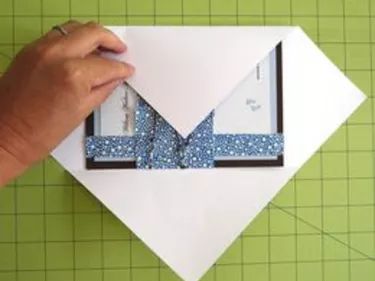 How to Make a Paper Envelope | eHow Diy, Homemade Envelopes, Diy Envelope Template, Paper Envelopes, How To Make An Envelope, Envelope Maker, Envelope Diy Paper, Handmade Envelopes, Diy Envelope