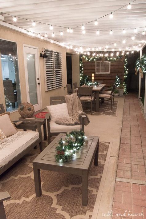 Go plug-free and beautiful this holiday season with @Pier1Import's beautiful LED outdoor Christmas decor collection! #pier1love #ad Diy Home Décor, Outdoor Spaces, Home, Outdoor Living, Outdoor, Home Décor, Outdoor Christmas, Outdoor Decor, Diy Home Decor