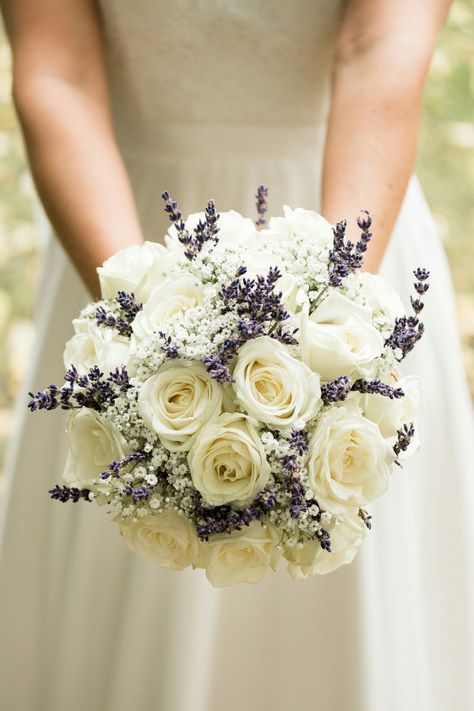 Lavender Wedding Flowers, Lavender Wedding Bouquet, Lavender Wedding, Lavender Wedding Theme, Lavender Bridal Bouquet, Lilac Wedding Bouquet, White Rose Wedding Bouquet, Lavender Bouquet, Brides Flowers Bouquet