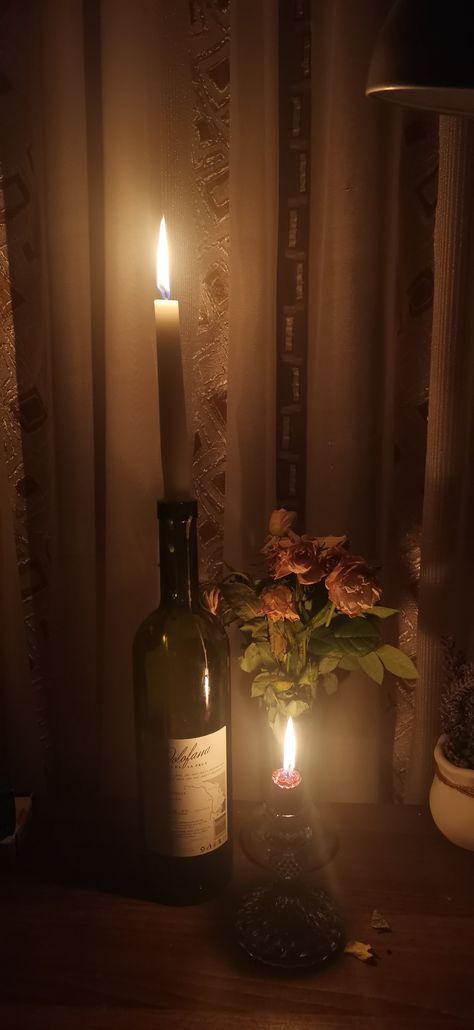 Art, Parties, Inspiration, Roses, Wines, Recycling, Wine Bottle, Wine Candles, Recycled Wine Bottle