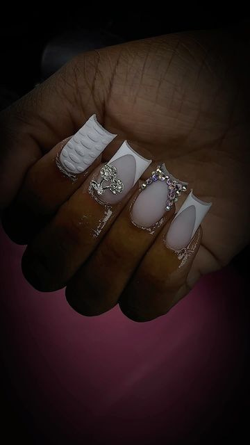 39K views · 18K likes | Houston Tx📍 southwest on Instagram: "This white on white combo 😮‍💨🤍 • • •book with @exoticc.glam • • • • #nailsnailsnails #nailart #houstonnailtech #nailsbyme #nailinspiration #nailsart #nailsdesign #nailsnailsnails #nailartist" Nail Ideas, Ongles, Uñas, Designer Nails, Nails Prom, Birthday Nails, Birthday Nail Designs, Gel, Nail Inspo