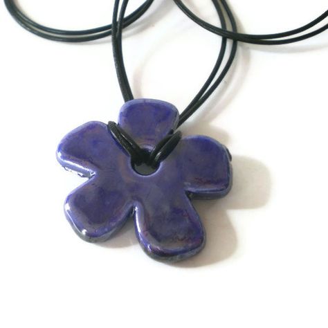 Fimo, Clay Crafts, Piercing, Jewellery Making, Ceramic Jewelry, Flower Pendant, Clay Jewelry, Flower Necklace, Clay Ceramics