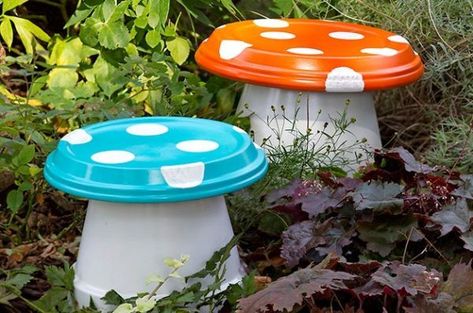 7 DIY garden crafts to put a spring in your backyard’s step – SheKnows Diy, Yard Art, Trellis, Gnome Garden, Clay Pot Crafts, Clay Pots, Garden Mushrooms, Easy Garden, Garden Crafts