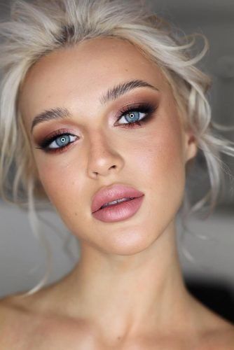 Are you looking for natural eye makeup for blue eyes inspiration? We've got you covered. | anavitaskincare.com Prom Make Up, Wedding Hairstyles And Makeup, Wedding Makeup For Blue Eyes, Bridal Makeup Natural, Natural Wedding Makeup, Wedding Makeup Blonde, Bridal Makeup For Blondes, Bride Makeup Blonde, Wedding Makeup Looks