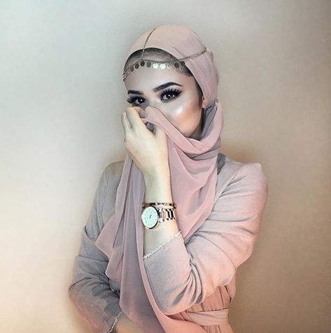 How To Wear Hijab Step By Step In 28 Different Styles Abayas, Hijab Tutorial, Hijab Outfit, Outfits, Mehndi, Hijab, Hijabi, Hijab Style Tutorial, Hijab Makeup