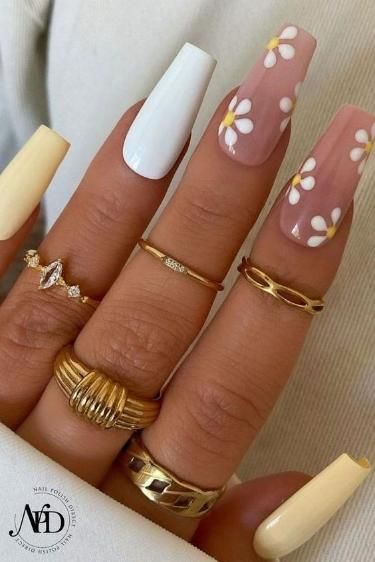 We rounded up the best nail designs for 2023. From French manicures to rainbow nails, here are the best nail designs trending now. Nail Designs, Nail Art Designs, Nail Colors, Nails Inspiration, Nails First, Trendy Nail Design, Trendy Nails, Trendy Nail Art, Fancy Nails