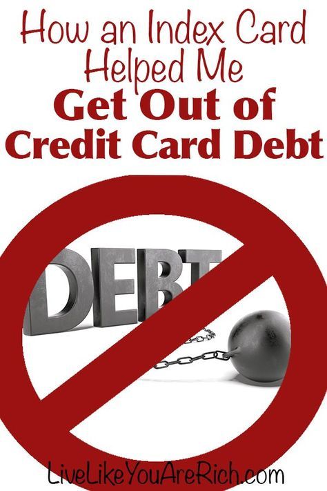 How an Index Card Helped Me Get Out of Credit Card Debt- Great real-life tips on how to get out of debt. debt strategies, pay off debt, how to pay off debt #debt Financier, Paying Off Credit Cards, Credit Card Debt Payoff, Credit Cards Debt, Credit Debt, Debt Repayment Calculator, Debt Calculator, Debt Payoff, Credit Card Interest
