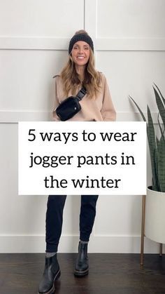 Winter, Winter Outfits, How To Wear Joggers, Dressing Up Joggers Outfits, Cold Weather Outfits Casual, Casual Leggings Outfit, Joggers Outfit Fall, Denim Joggers Outfit, Women Joggers Outfit