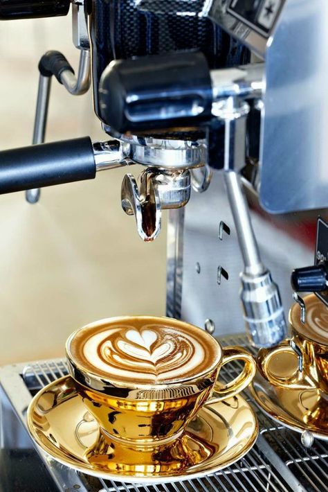 LUXE COFFEE MACHINE AND CUPS. 5 WAYS TO REVAMP YOUR HOME FOR 2015 ACCORDING TO KELLY WEARSTLER Latte Art, Tea, Cappuccino Machine, Barista, Expensive Coffee, Nespresso, Fancy Coffee Drinks, Cappuccino, Italian Coffee