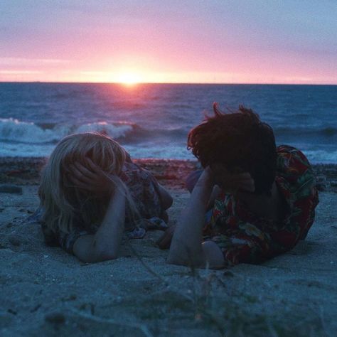 James, Alyssa - The end of the f***ing world TEOTFW Films, Cute Couples, Couples, Fotos, Photo, Romantic, Rom, Resim, Photoshoot