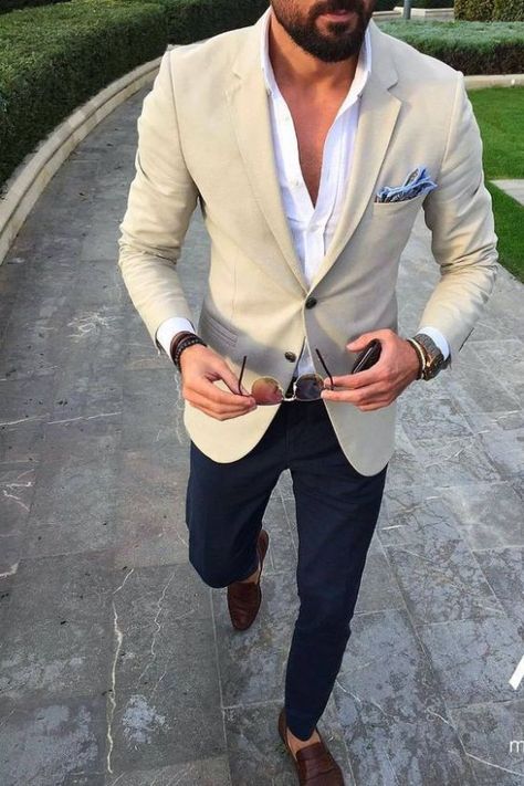 24 Beach Wedding Guest Outfits For Men Casual, Men Casual, Mens Fashion Suits, Mens Fashion Wedding Guest, Mens Outfits, Mens Fashion Blazer, Blazer Outfits Men, Male Wedding Guest Outfit, Mens Suits