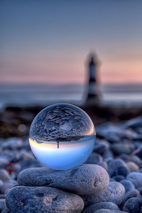 10 Crystal Ball Photography Tips – How to Take Beautiful Photography Through a Crystal Ball? Nature, Beautiful, Fotos, Resim, Photo, Fotografie, Pretty Pictures, Kunst, Fotografia