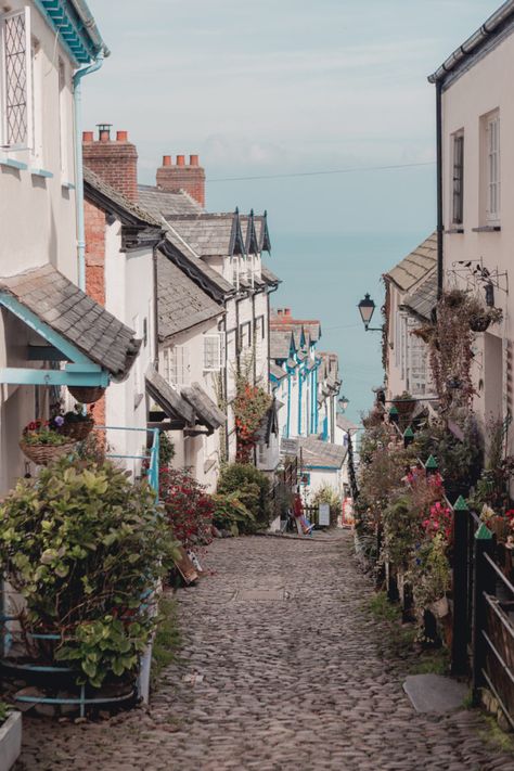 Clovelly Village, Harbour and Donkeys, Devon - monalogue Beautiful Places To Visit, Pretty Places, Places To See, Places To Travel, Seaside Village, Seaside Towns, England Travel, Uk Travel, Luxury Travel