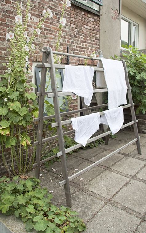 6 Tips & Tricks Every Guy Need To Follow | Pamper Your Clothes Diy Furniture, Outdoor Living, Drying Rack, Outdoor Drying, Drying Rack Laundry, Laundry Drying, Clothes Drying Racks, Inredning, Garten Ideen