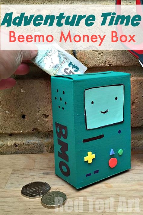 Adventure Time Beemo Craft - make your own easy money box and desk tidy Adventure Time, Money Box Diy, Adventure Time Crochet, Adventure Time Crafts, Piggy Bank Diy, Crafts By Season, Kids Camp, Crafts From Recycled Materials, Craft Desk