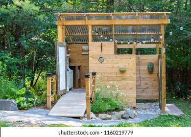 Camping, Outdoor, Outdoor Bath House, Outdoor Bath, Outdoor Restroom, Outside Toilet, Outdoor Toilet And Shower, Outdoor Toilet And Shower Ideas, Outdoor Restroom Ideas