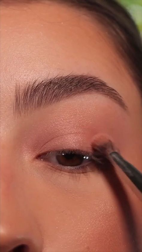 DAY TIME EYE MAKEUP LOOK TUTORIAL [Video] | Doll eye makeup, Asian eye makeup, Makeup looks tutorial Eye Make Up, Eyeliner, Makeup Techniques, Face Makeup, Beginner Makeup Tutorial, Easy Eye Makeup, Eye Makeup, Eyeshadow Tutorial For Beginners, Makeup Tutorial For Beginners