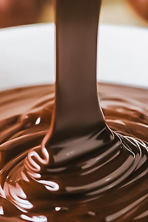 Desserts, Chocolates, Melted Chocolate, Melting Chocolate, Chocolate Work, Chocolate Texture, How To Temper Chocolate, Chocolate Decorations, Chocolate Candy