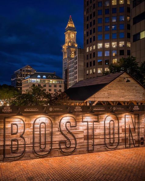 IGersBoston on Instagram: “Good evening Boston! Today‘s feature is this beautiful picture of the beautiful name of a beautiful city 🤩. Great picture by…” Trips, Boston, Instagram, Wanderlust, Boston Massachusetts Photography, Boston College, In Boston, Boston Photography, Boston Massachusetts