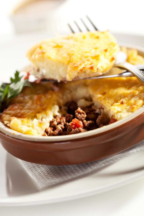 Jamie Oliver Cottage Pie - Table for Seven Beef, English, Recipes, Beef Recipes, Jamie Oliver, Pie, Cottage Pie Recipe Beef, Shepherds Pie Recipe, Shepherds Pie