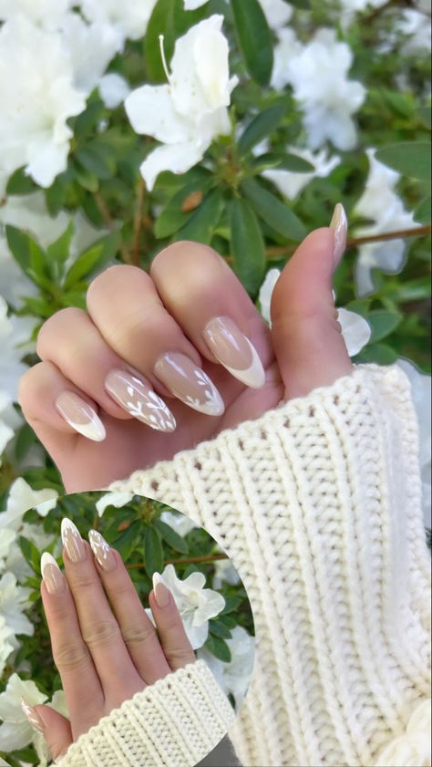 Neutral floral spring nails white beige french tips French Tips, Nail Ideas, Cute Simple Nails, Casual Nails, Uñas, Pretty Nails, Prom Nails, Weding Nails, Engagement Nails