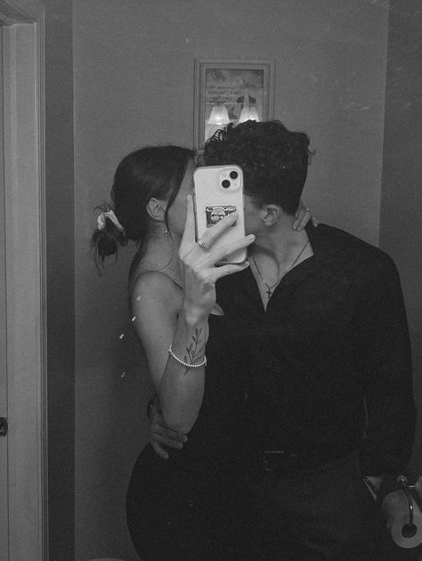 Couple Photography, Couple Selfie, Couple Selfies, Couple Pics, Couple In Bathroom Mirror, Couple Picture Poses, Cute Relationship Photos, Couple Photoshoot Ideas, Couples Poses For Pictures