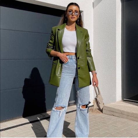 Questions? Leave A Comment Below! Outfits, Clothes, Casual, Fashion, Colored Blazer, My Style, Moda, Blazer Outfits, Zara Jackets