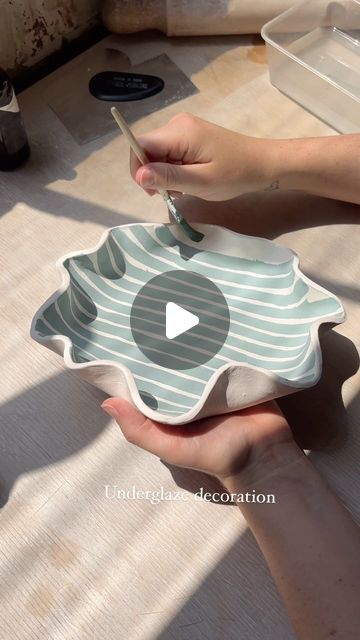 Joia Ellery on Instagram: "Make a simple handmade wavy plate with me! Excited to see how this one turns out. I’m imagining it with a Caprese salad 🍅 #clay #pottery #diypottery #homemadeceramics #wavyplates #potterystudio #perthcreatives #perthceramics #makeceramics #ceramicdecoration" Diy, Design, Clay Plates, Ceramic Plates Designs, Ceramics Bowls Designs, Ceramic Bowls, Ceramic Clay, Pottery Techniques, Clay Bowl