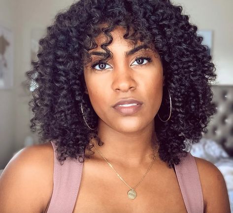43 Cute Natural Hairstyles That Are Easy to Do at Home | Glamour Natural Hair Types, Natural Hair Styles, Natural Hair Styles Easy, Curly Hair Styles Naturally, Hair Shrinkage, Deep Wave Hairstyles, Curly Hair Styles, Permed Hairstyles, Natural Hair Pictures