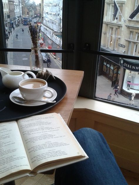 papermanquotes: “My reading spot today: W Cafe in Waterstones, Oxford. I’m reading Virgil’s Eclogues. ” Books, Studio, Reading, Inspiration, Book Aesthetic, Book Photography, Reading Spot, Coffee And Books, Literature