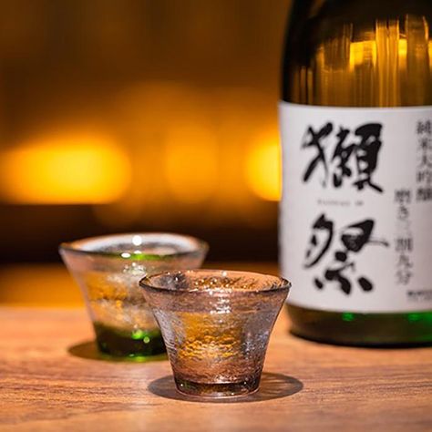 Japanese Sake, Alcohol, Drinking, Soju Bottle, Sake Bar, Japanese Drinks, Sake, Stop Drinking, Drinks