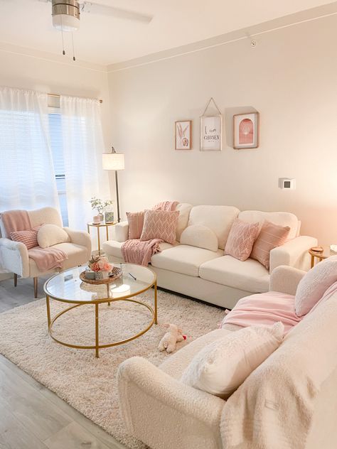 Home, Girly Apartment Decor, Girly Living Room Ideas, Girly Living Room Ideas Apartments, Cute Living Room Ideas, Girly Living Room, Girly Apartment Ideas, Pink Living Room Decor