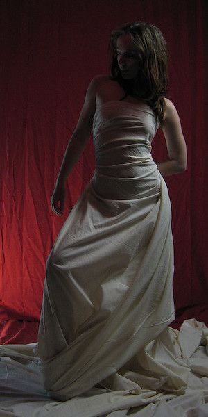 Clothes, Portrait, Draped Fabric, Draping Fabric, Drapery Drawing, Fabric Draping, Drapes, Wrinkled Clothes, Fabric Photography