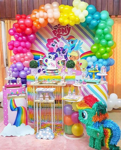 My Little Pony, Barbie, Little Pony Birthday Party, My Little Pony Birthday Party, Rainbow Dash Birthday Party Decoration, Little Pony Party, Pony Birthday Party, My Little Pony Party, Kids Party Themes