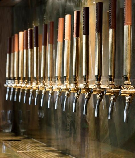Craft Beer, Beer Tap Handles, Beer Taps, Beer Bar, Craft Beer Bar, Beer Shop, Wine And Beer, Bar Tap, Barre