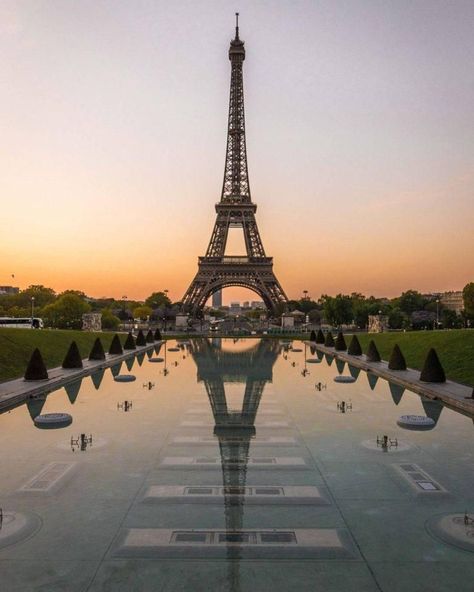 Travel Photography, Paris Travel, Paris, Morning Sunrise, Paris Travel Photography, Sunrise, Beautiful Places In The World, Best Places To Travel, Famous Places