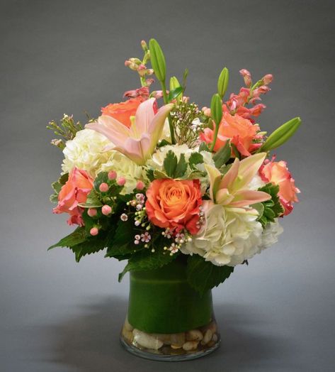 Floral, Floral Arrangements, Bouquets, Flower Delivery, Spring Floral Arrangements, Flower Centerpieces, Spring Flower Arrangements, Fresh Wedding Flowers, Flowers Bouquet