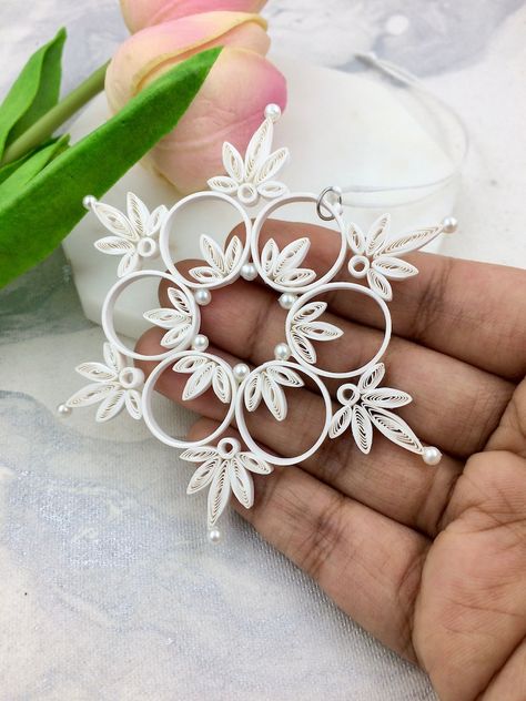 Quilling, Diy, Ornaments, Christmas Ornament, Quilling Christmas, Quilled Jewellery, Chirstmas Gift, White Snowflake, Diy Quilling Crafts