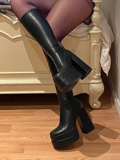 boots, steve madden, black, nylon, sexy Outfits, Big Black Boots, Platform Shoe, Swag Shoes, Platforms, Thigh High Boots Heels, Shoe Boots, High Heel Boots Outfit